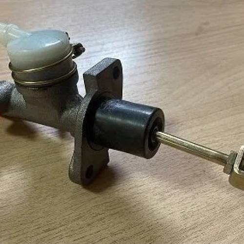 Цилиндр сцепления главный FAW 1041